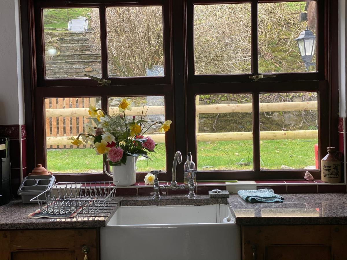 Beautiful Secluded Farmhouse With Hot Tub Villa Barmouth Eksteriør bilde