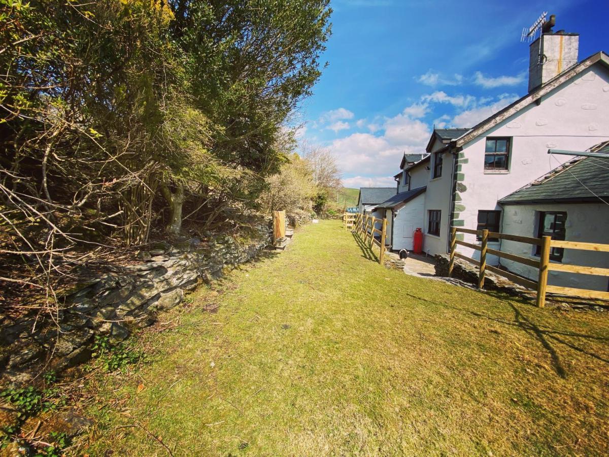 Beautiful Secluded Farmhouse With Hot Tub Villa Barmouth Eksteriør bilde